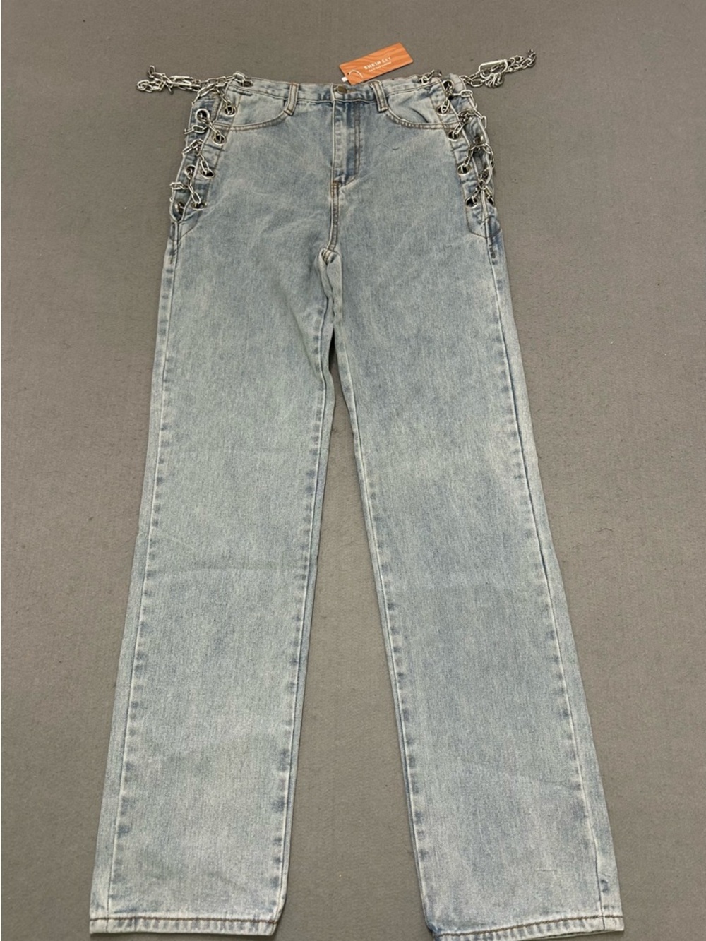 Women’s SHEIN Chain Detail Straight Leg Jeans Size 30 NWT
